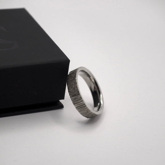 Ring «DIVIDE»