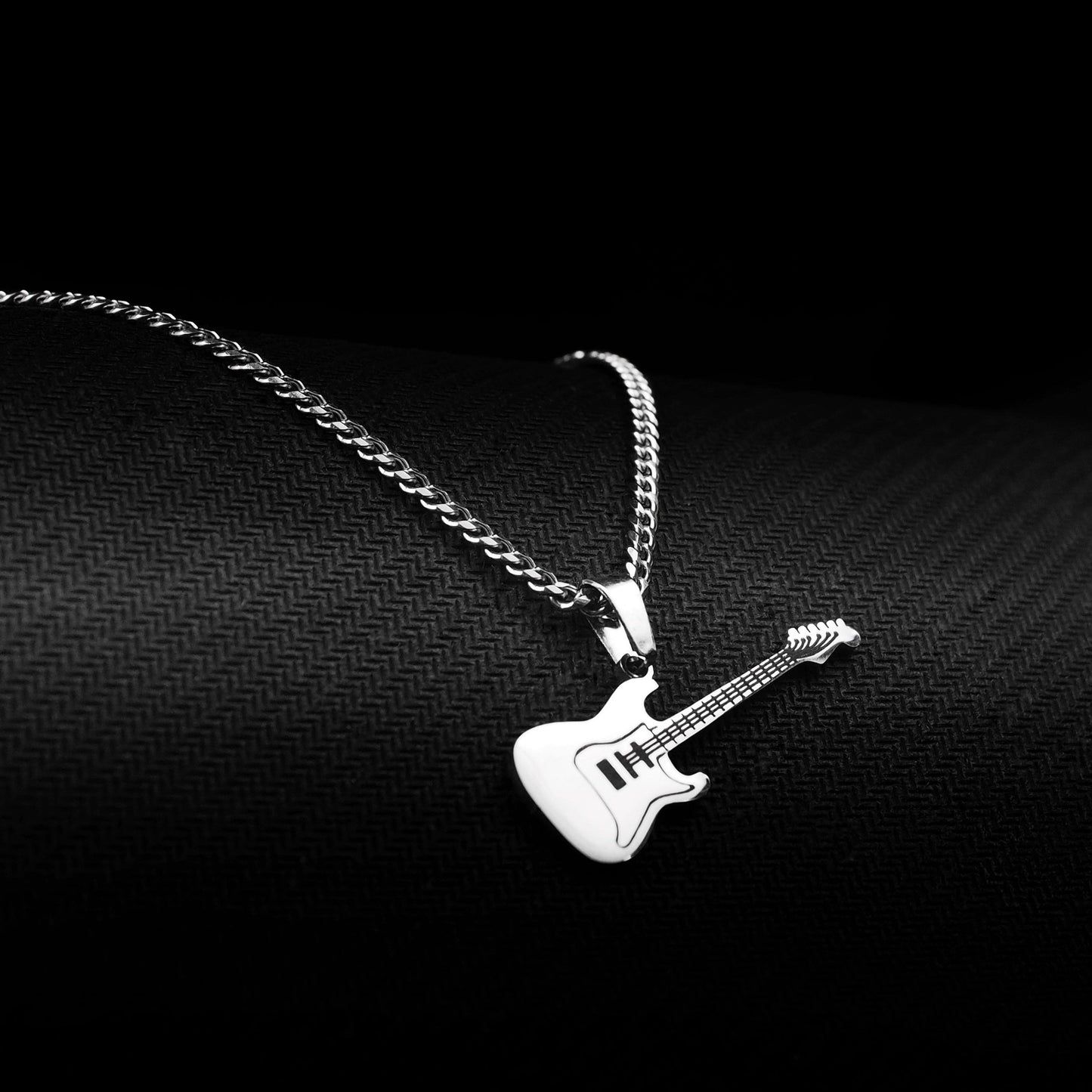 Neck pendant «GUITAR»