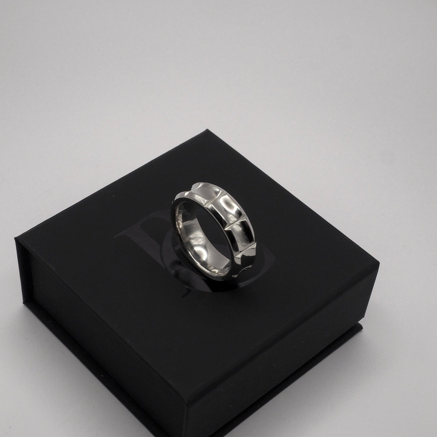 Ring «VELOUR»