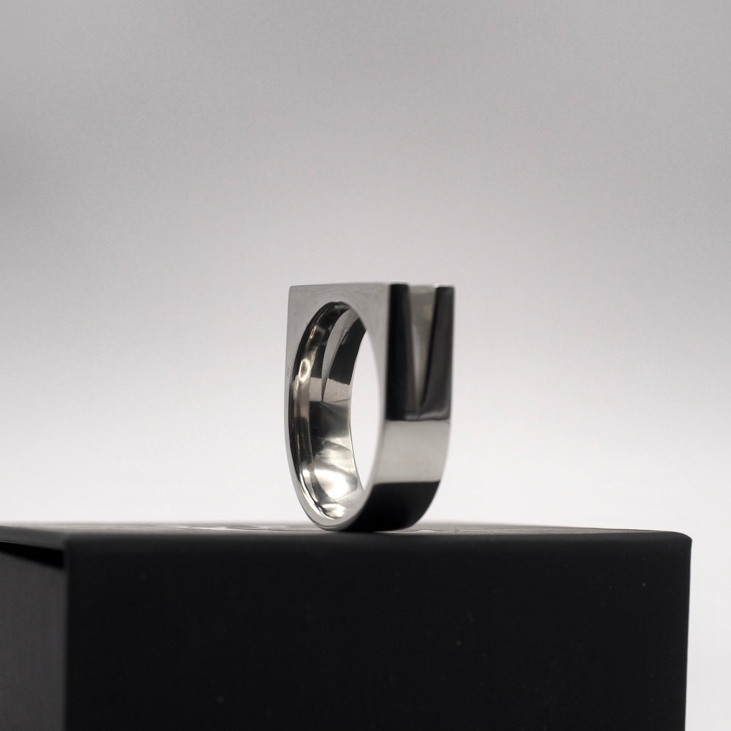 Ring «AETHER»