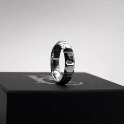 Ring «QUANTUM»
