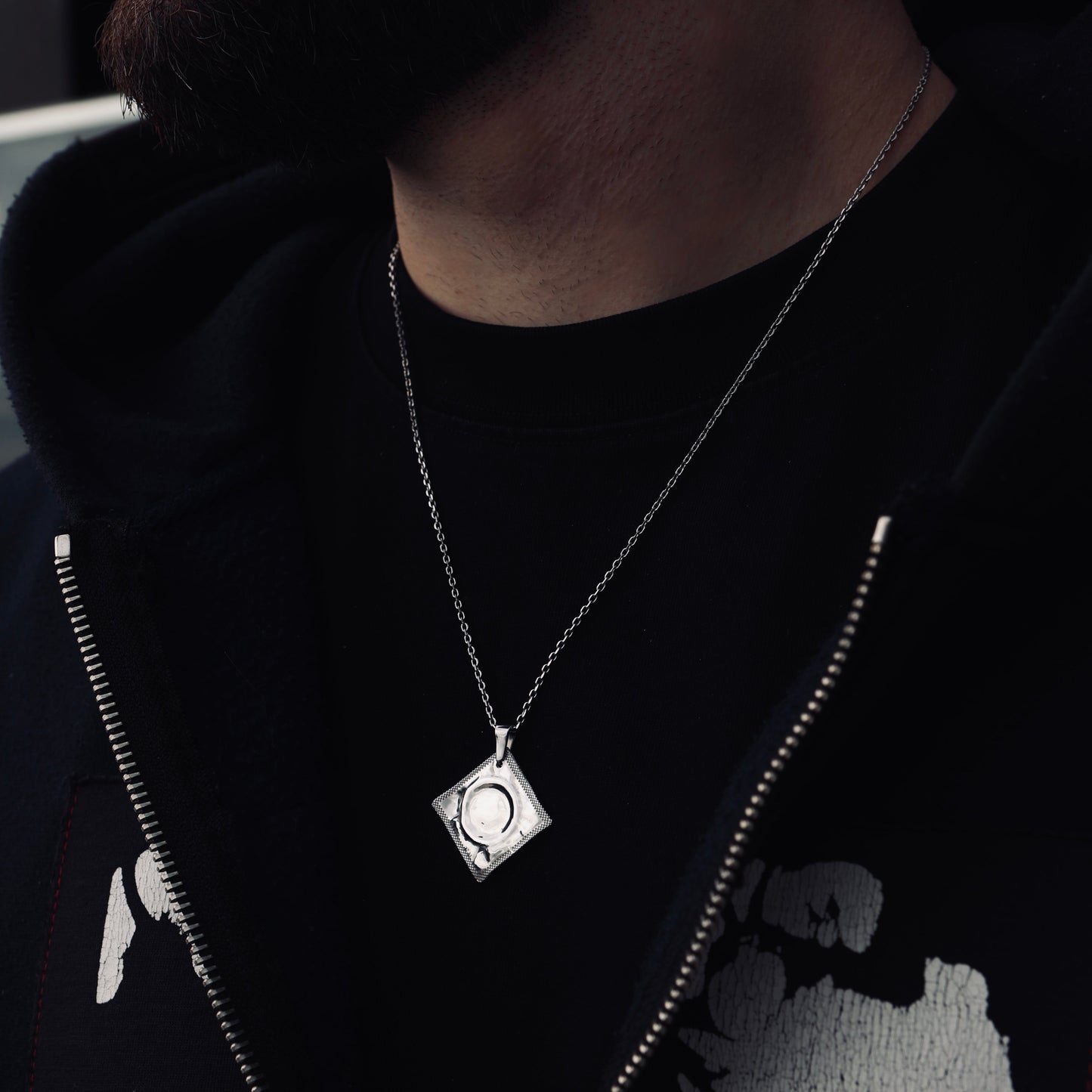 Neck pendant «»