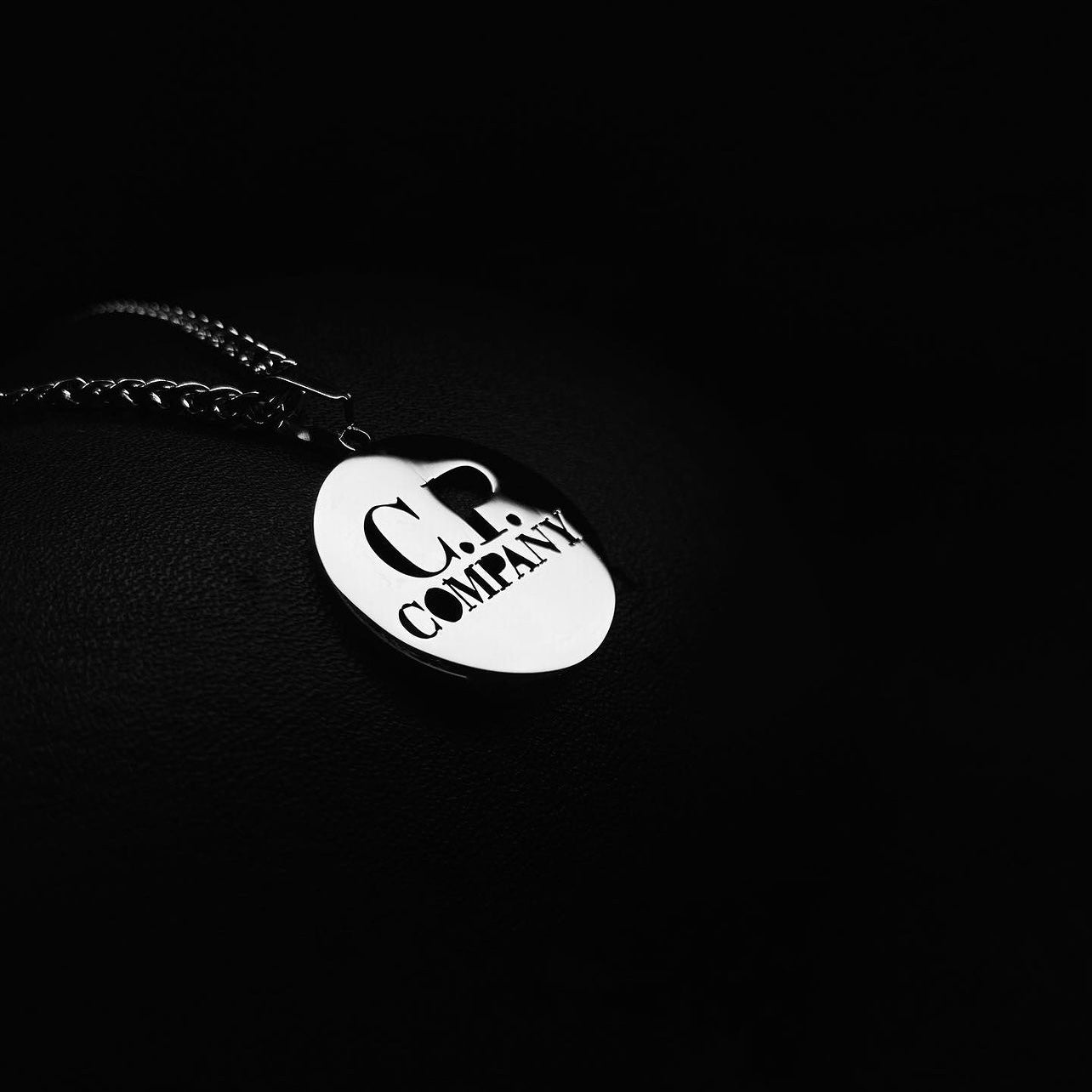 Neck pendant «CP COMPANY»