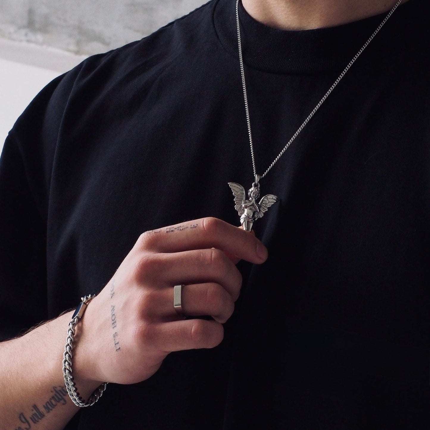 Neck pendant «GUARDIAN»