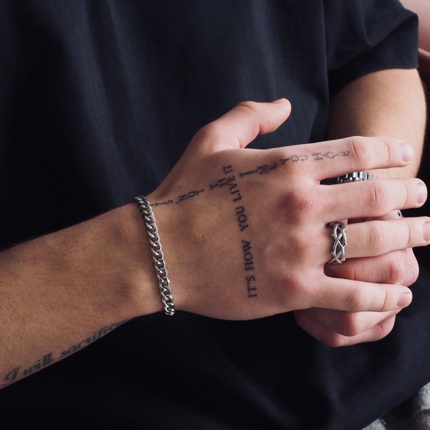 Hand bracelet «CARAPACE»