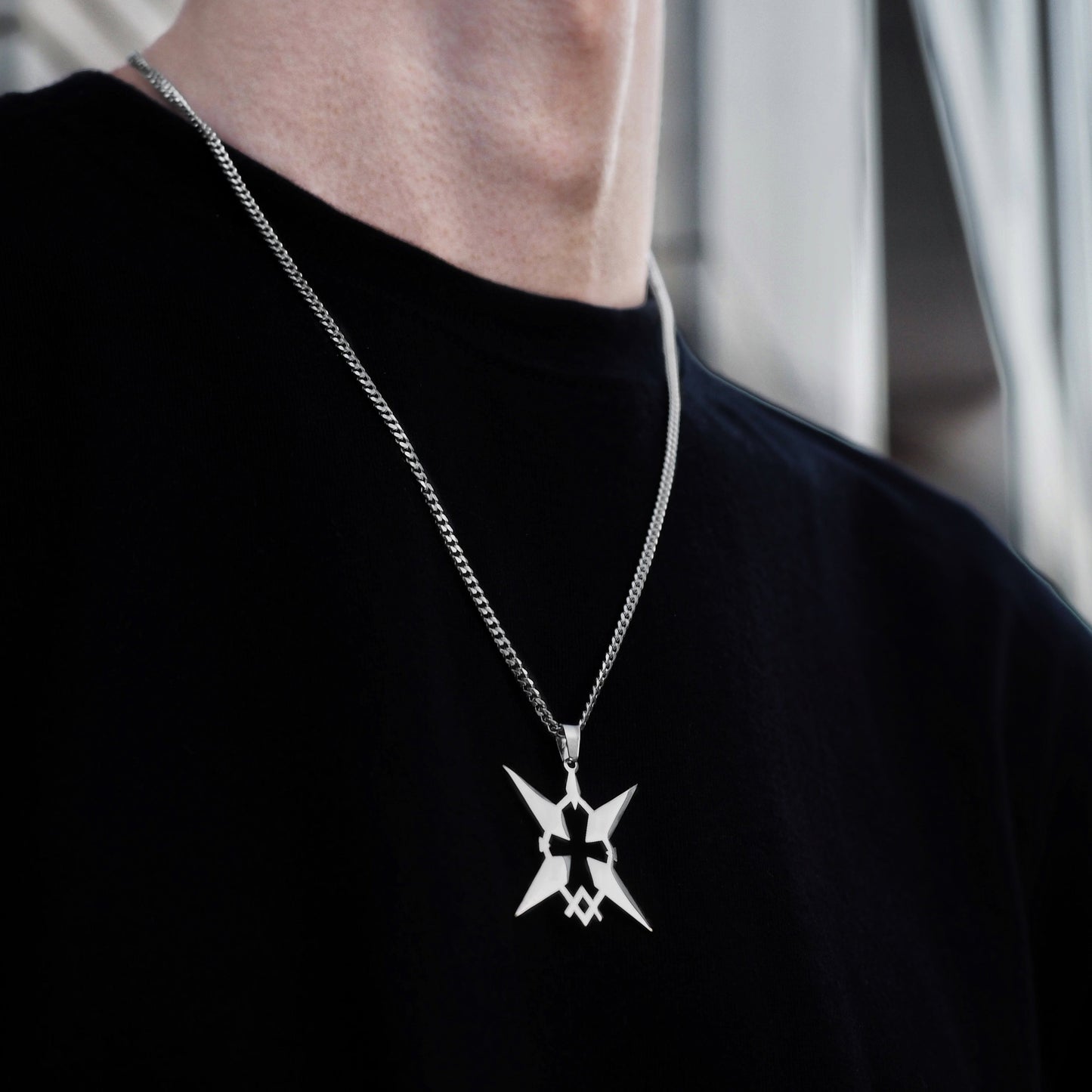 Neck pendant «SHIKKAKUMON»