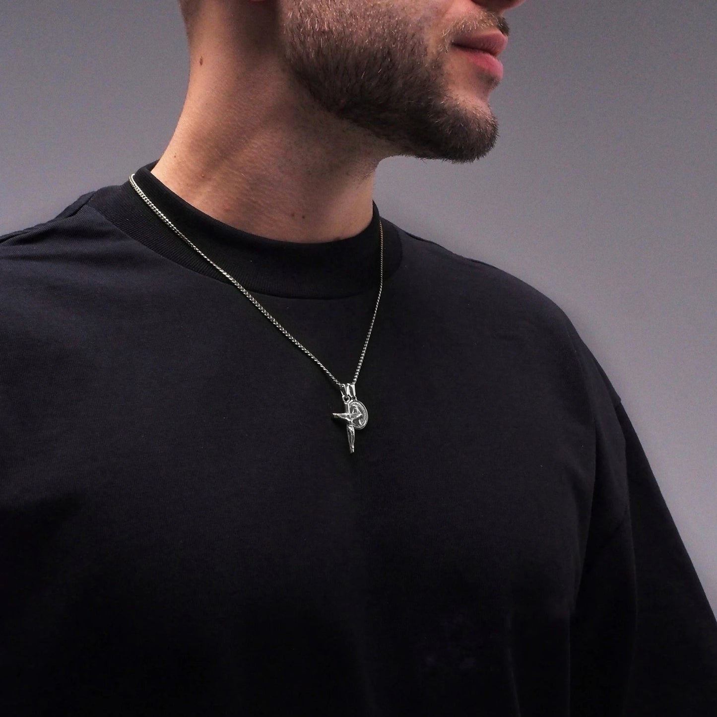 Neck pendant «SANCTUM»