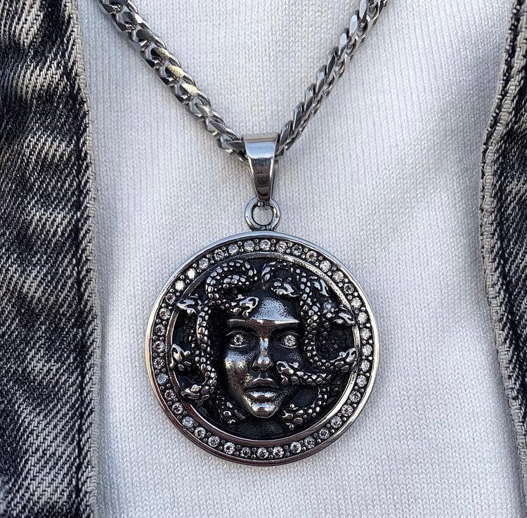 Neck pendant «MEDUSA»